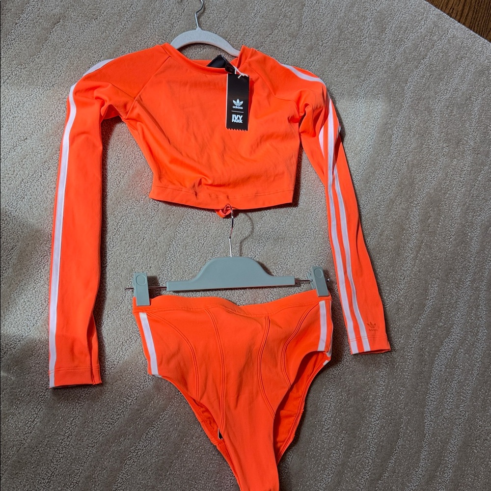 Adidas x Ivy Park Rash Guard Top & Bikini‎ Bottom - Picture 6 of 17